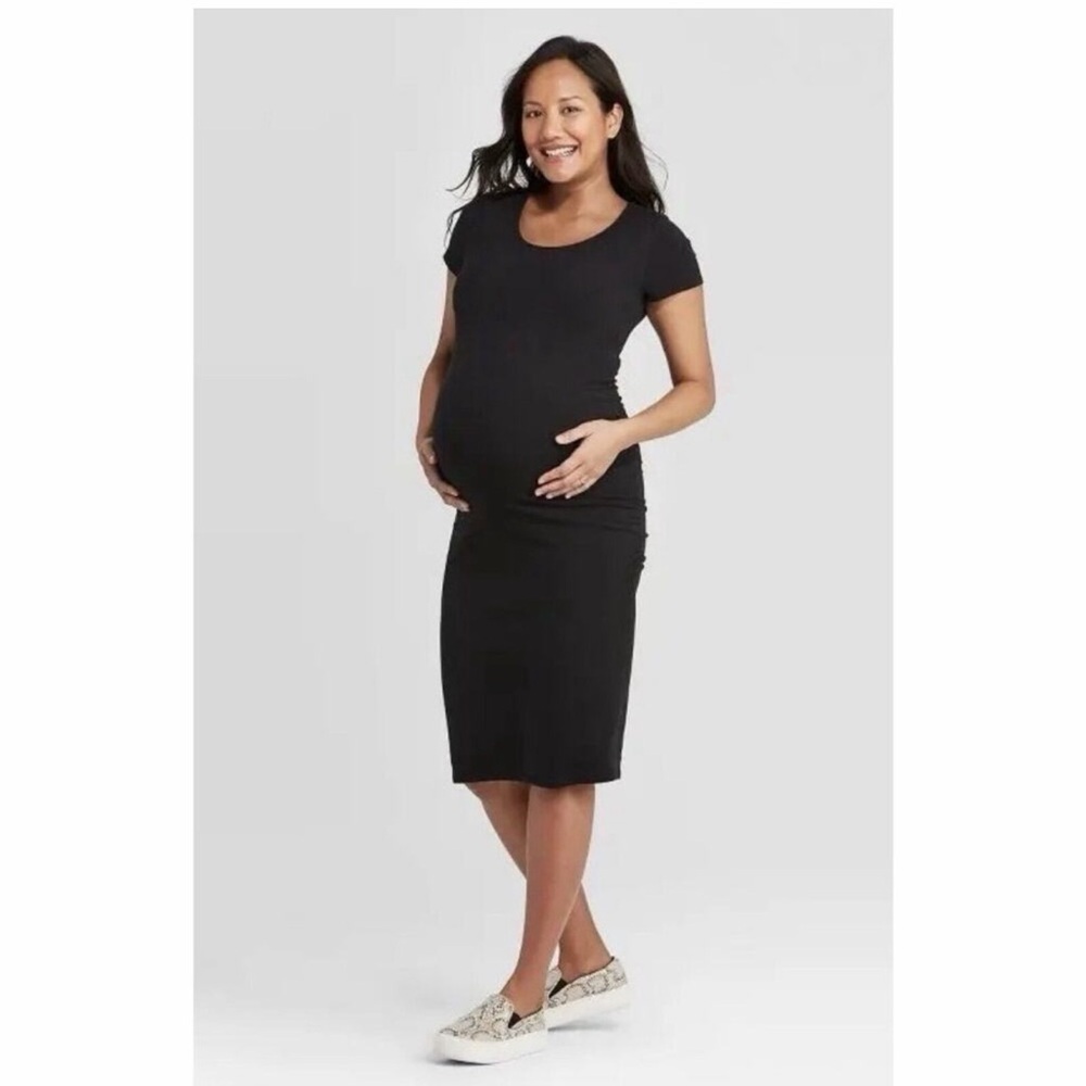 Isabel Maternity by Ingrid & Isabel Black Midi Dress